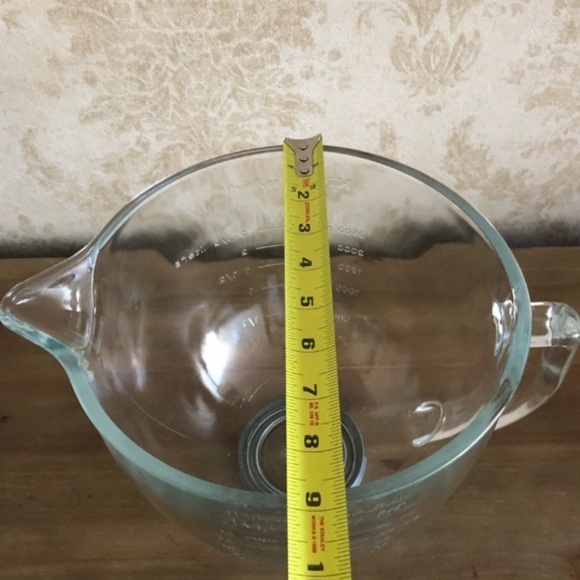 KitchenAid glass mixer bowl - Picture 7 of 8